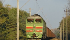 Під Полтавою поїзд збив бабусю, котра не почула його наближення