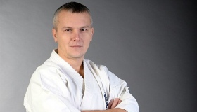 Дмитрий Прасолов: "Пока не могу позволить себе повесить перчатки на гвоздь"
