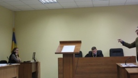 У Полтаві судяться за "газетну арку"