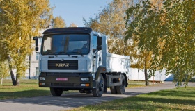 КрАЗ створив нову комбіновану машину для комунальників