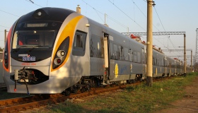 Додатковий поїзд "Інтерсіті" призначено на 27-28 травня