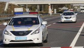 Автотрасу Київ-Харків патрулюють три екіпажі полтавської поліції