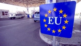 Для полтавців спростять отримання дозволу на виїзд дитини за кордон