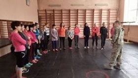 Самозахист: полтавки вчаться захищатися