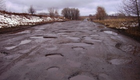 Дорогу на Полтавщині закрили для всіх видів транспорту
