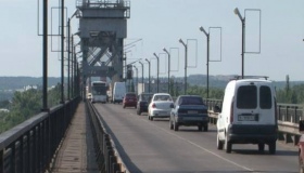 На кременчуцькому мосту обмежили рух транспорту
