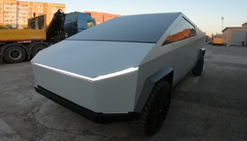 Полтавець виготовив копію пікапа "Tesla". ВІДЕО