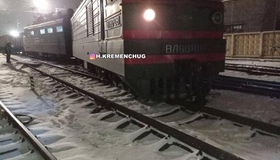 У Кременчуці зійшов із рейок електровоз