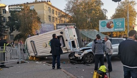У Полтаві в аварію потрапила "швидка"