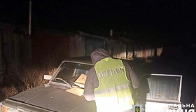 Водій легковика збив чоловіка і втік із місця аварії