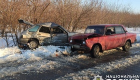 На Полтавщині зіткнулися авто: травмовані дитина та жінка