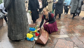 Полтавці вшанували пам'ять співачки Раїси Кириченко