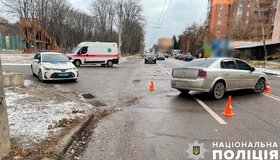 Молодого полтавця без ознак життя виявили за кермом на одній із вулиць міста