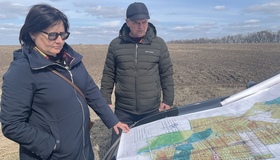 На Полтавщині фермери "воюють" за землю &mdash; паї "сповзли" в річку. ВІДЕО