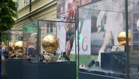У Полтаві скасували виставку "Золотих м&rsquo;ячів" футбольних легенд