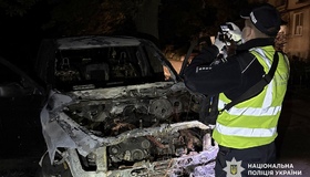 У Кременчуці вночі підпалили три авто &mdash; поліція розшукує причетних