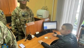 У Кременчуці засудили податківця за "списання" з військового обліку